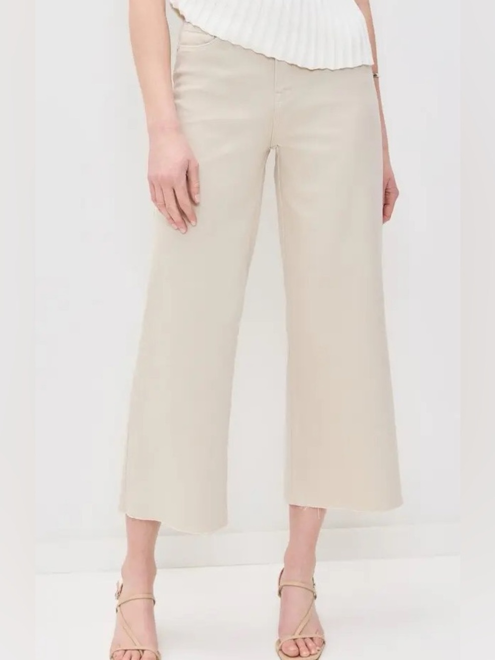 Good American Good Waist Palazzo Crop Jeans in Bone001